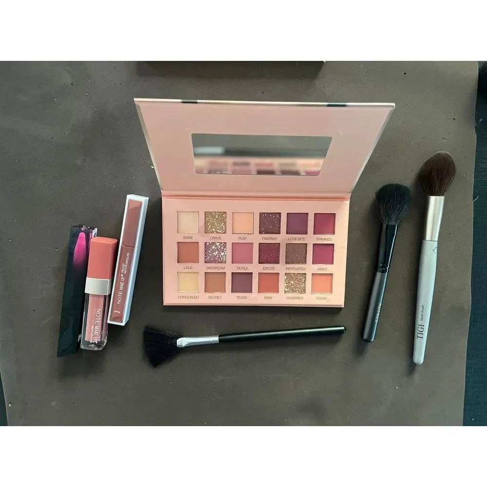 Glam to Natural Finish‎ All-in-One Kit – From Bold Glam to Effortless Beauty